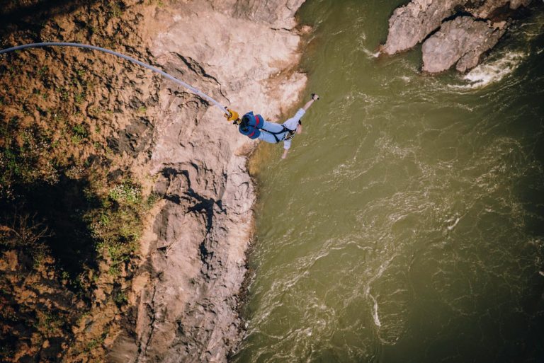 Bungee jumping