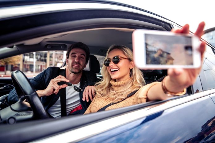 Chi deve pagare il passaggio di proprietà di un auto